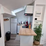 Apartamento Cocon Sous Les Toits By Unsejouranancy Fr Nancy