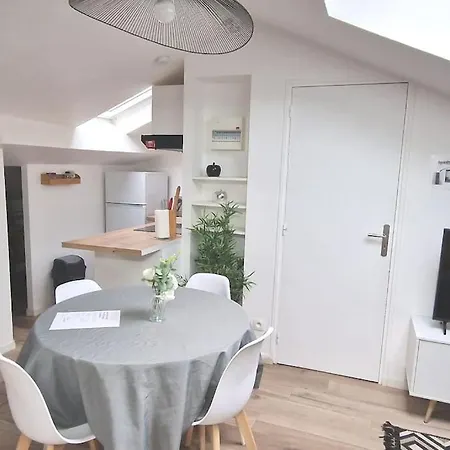 Apartamento Cocon Sous Les Toits By Unsejouranancy Fr