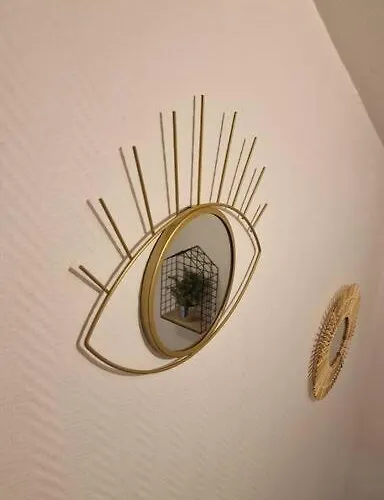 Cocon Sous Les Toits By Unsejouranancy Fr Lägenhet *