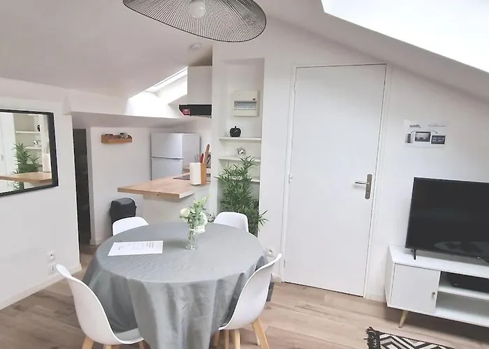 Apartamento Cocon Sous Les Toits By Unsejouranancy Fr